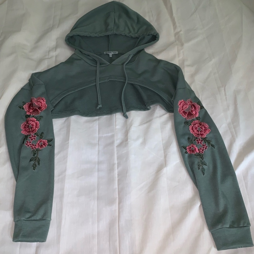 Embroidered Crop Hoodie!